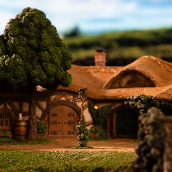 Weta - Green Dragon Inn - Limited Edition - Image 6