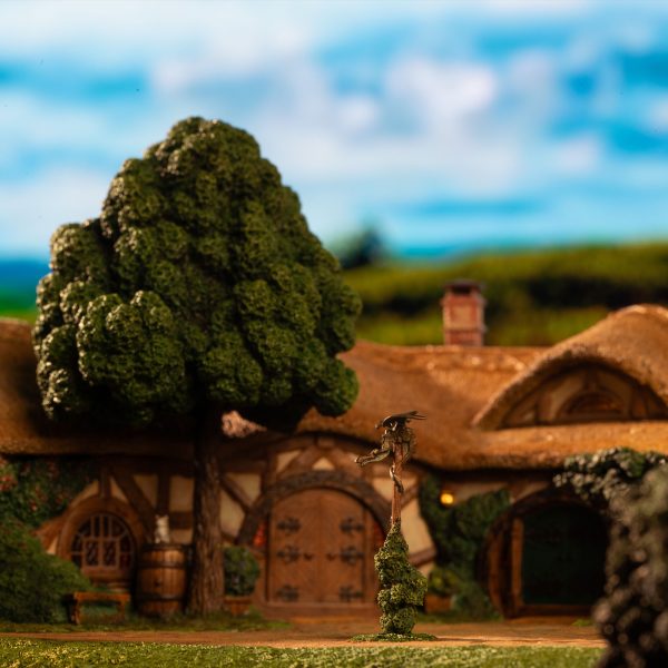 Weta - Green Dragon Inn - Limited Edition - Image 5