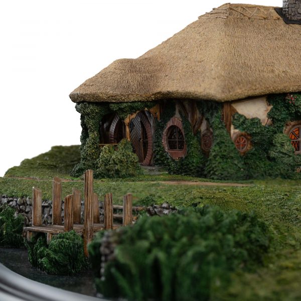 Weta - Green Dragon Inn - Limited Edition - Image 12